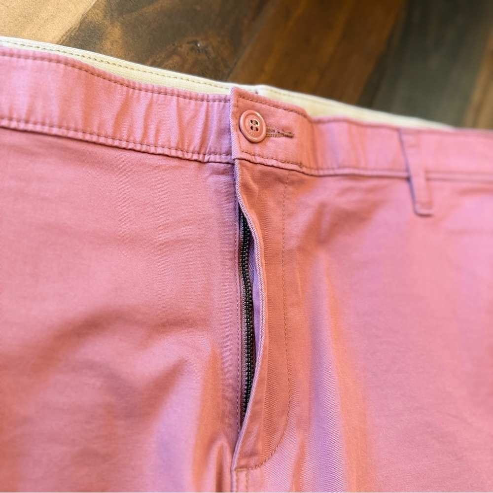 Dockers Men’s Shorts - Picture 2 of 3